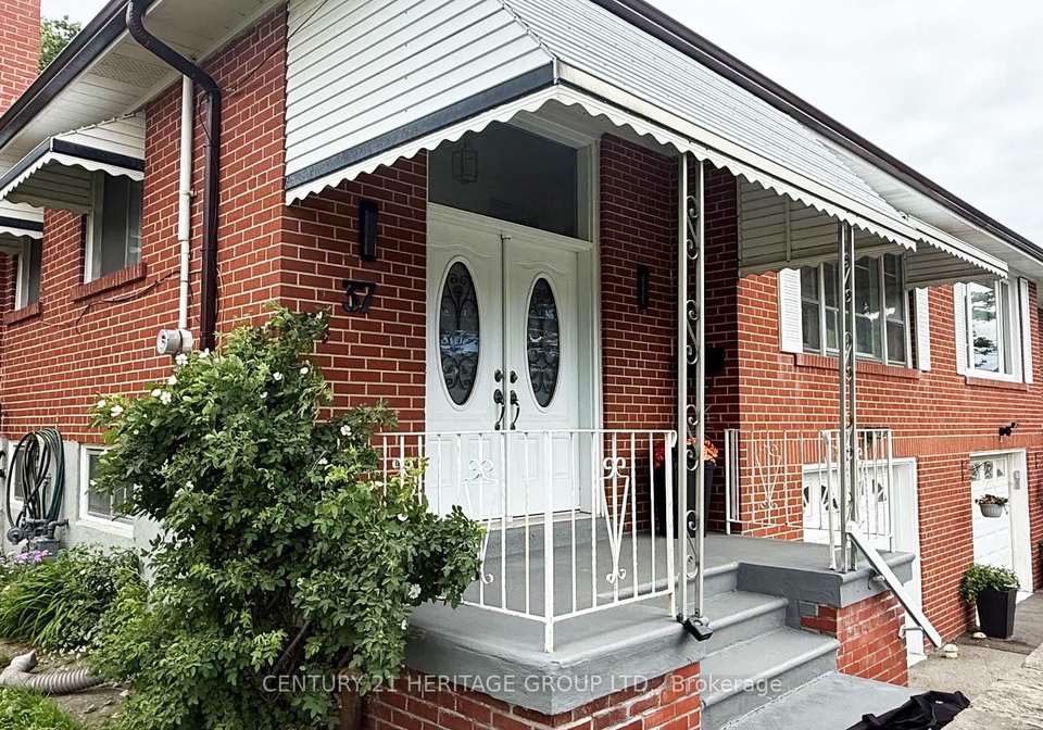 37-gambello-crescent-york-ontario-w13469562