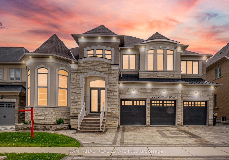 19-falkland-road-brampton-ontario-w13469572