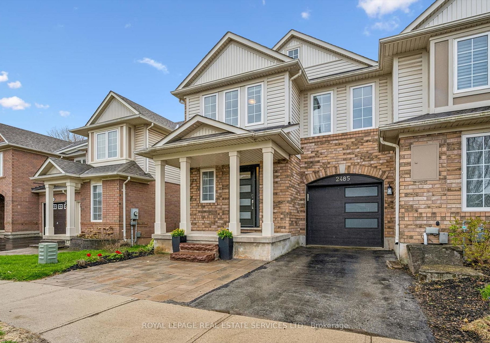 2485-wooden-hill-circle-oakville-ontario-w13469716