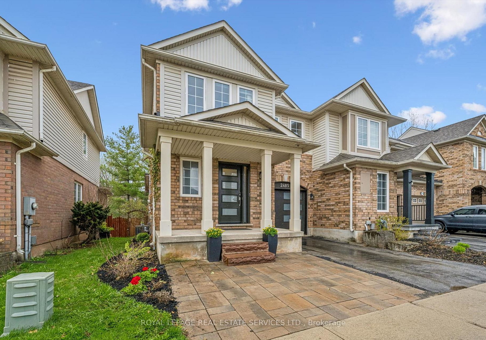2485-wooden-hill-circle-oakville-ontario-w13469716