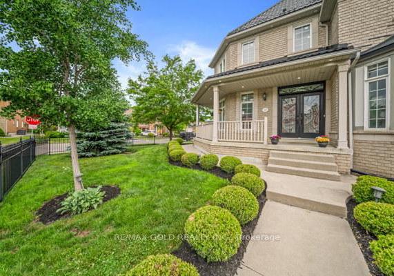 39-trailhead-crescent-brampton-ontario-w13469844