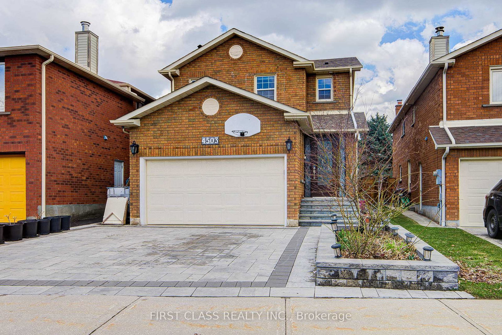 4503-kimbermount-avenue-mississauga-ontario-w13469964