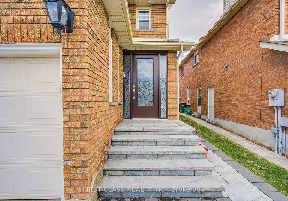 4503-kimbermount-avenue-mississauga-ontario-w13469964