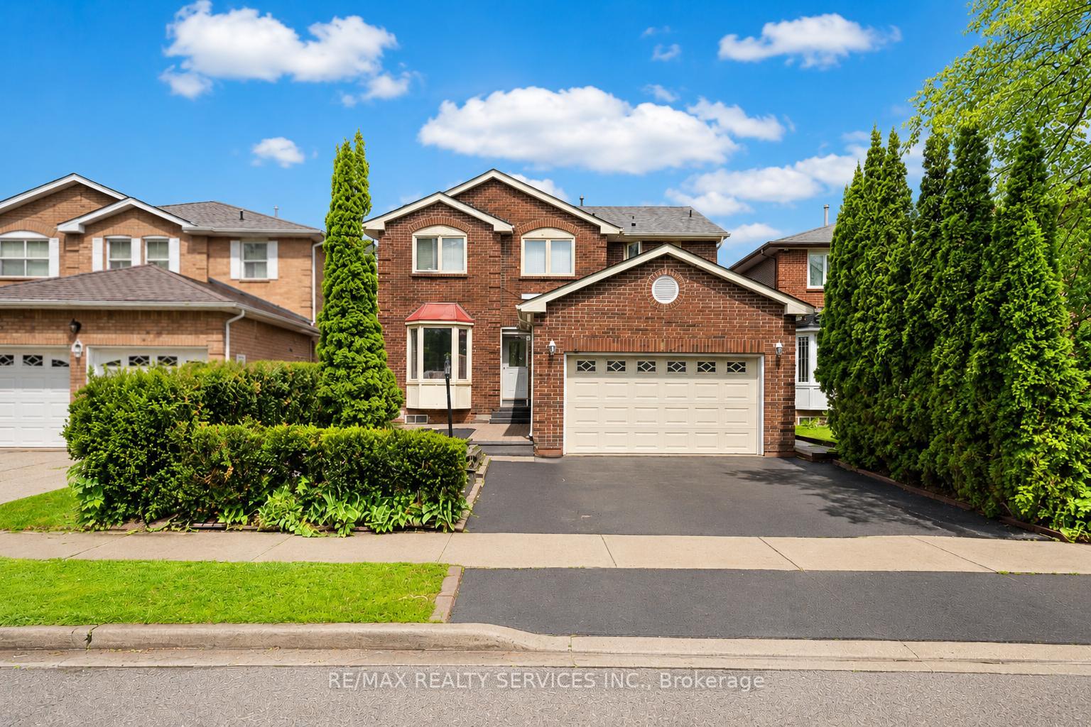 14-conover-court-brampton-ontario-w13469982