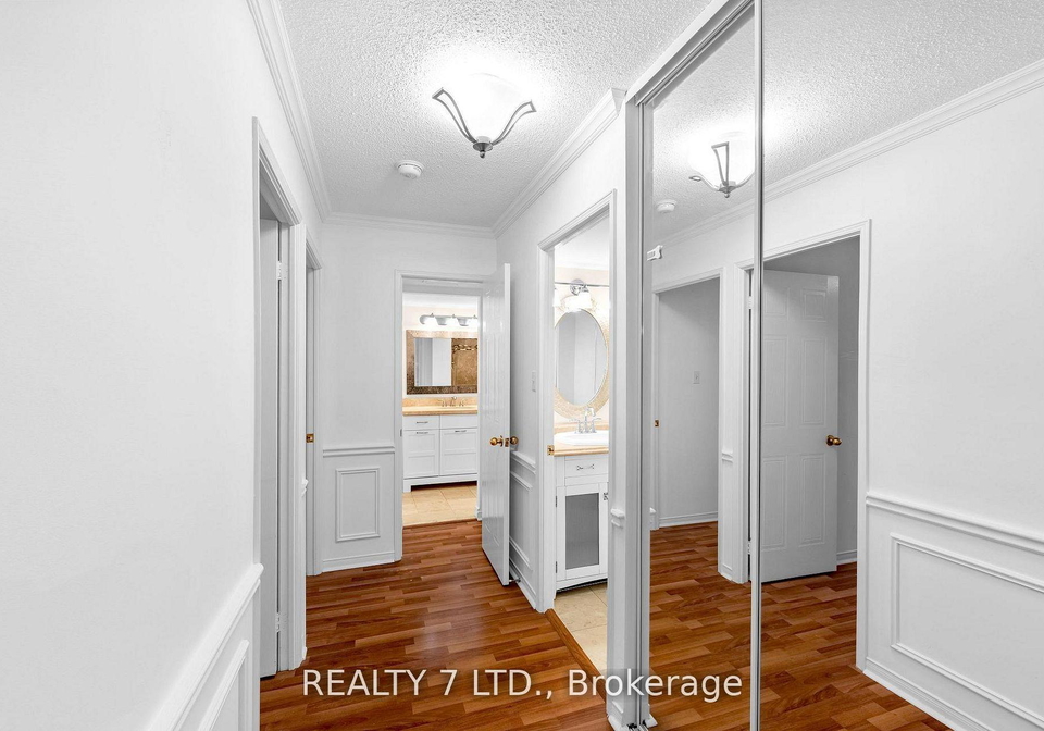 1270-maple-crossing-boulevard-burlington-ontario-w13470028