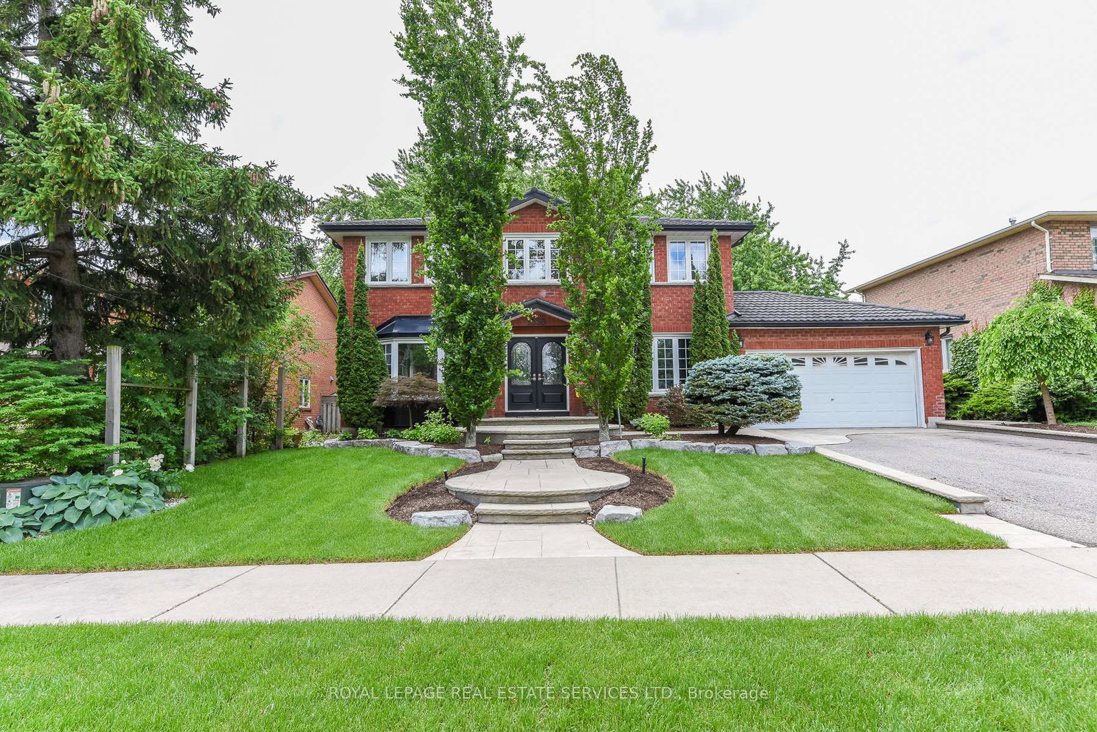 1338-chalfield-drive-oakville-ontario-w13470090