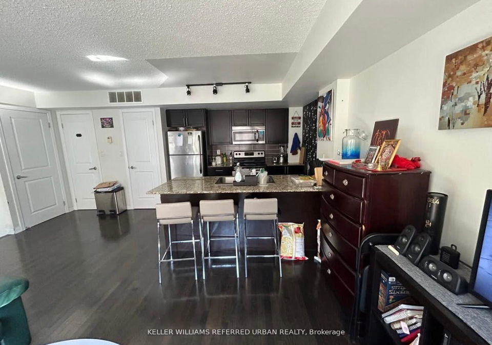 12-foundry-avenue-toronto-ontario-w13470118