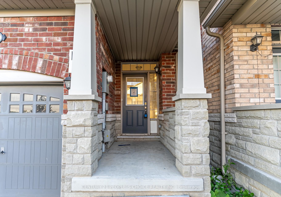 118-finegan-circle-brampton-ontario-w13470192