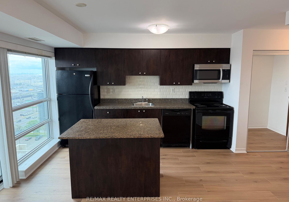 215-queen-street-e-brampton-ontario-w13470224