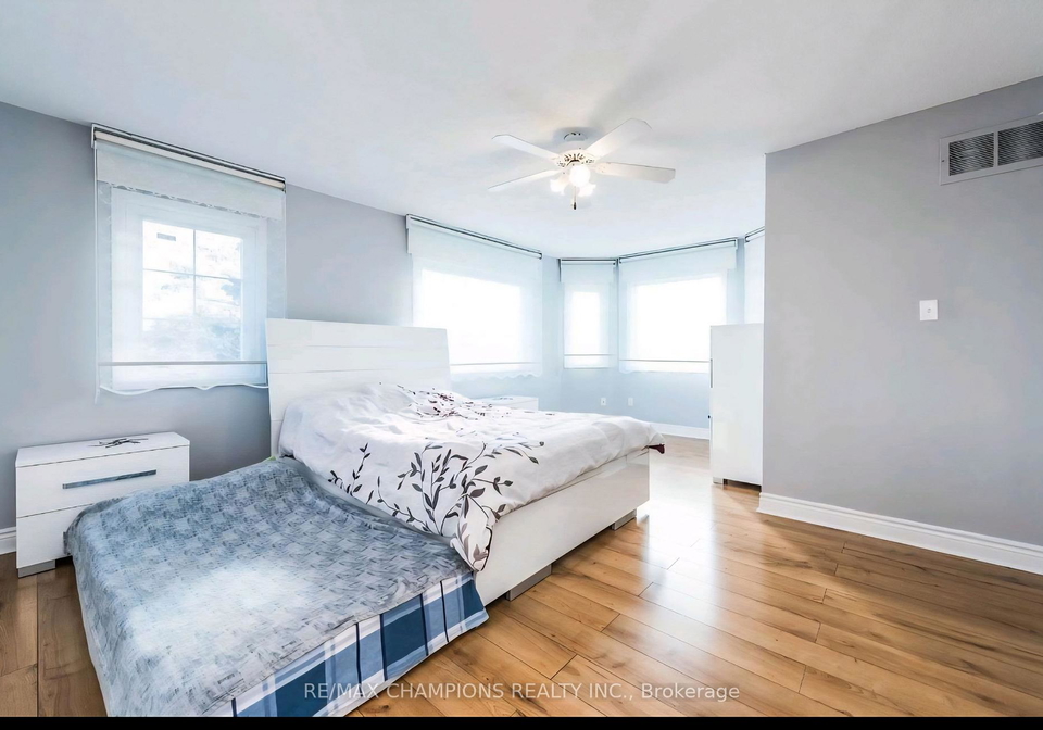 5284-richborough-drive-mississauga-ontario-w13470342