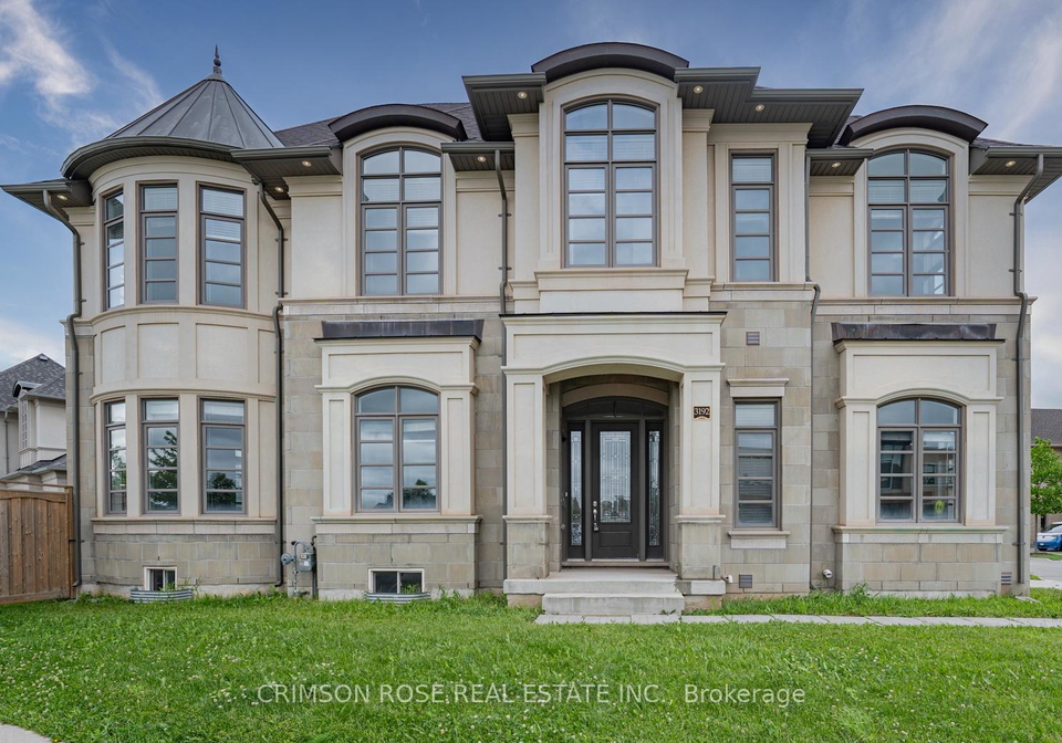 3192-post-road-oakville-ontario-w13470382
