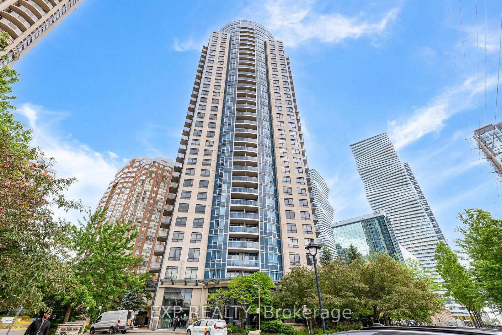 330-burnhamthorpe-road-w-mississauga-ontario-w13470420