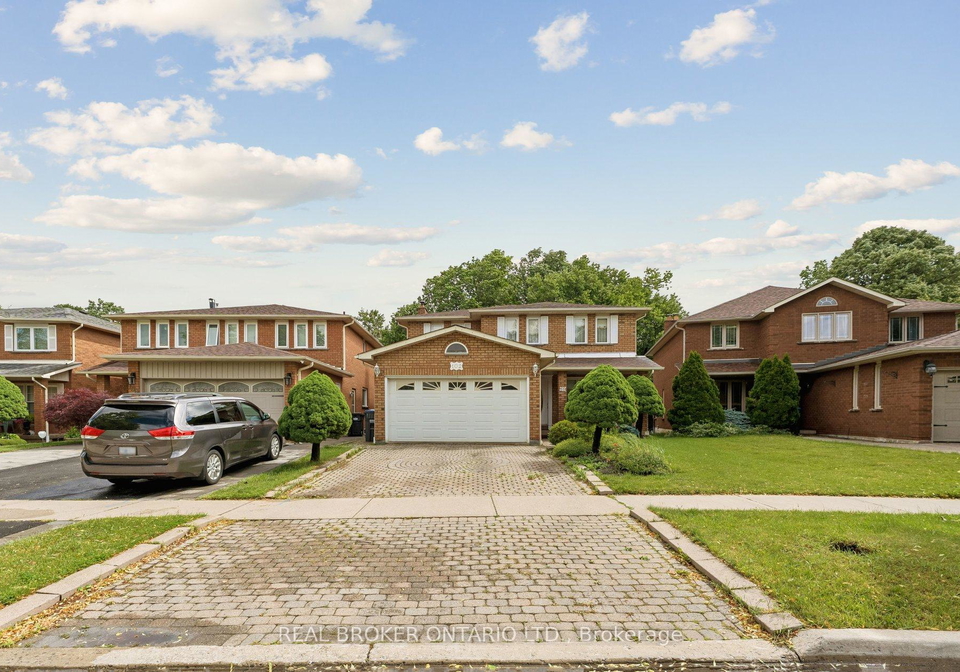 102-coronation-circle-s-brampton-ontario-w13470530