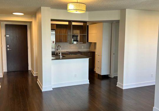6-eva-road-etobicoke-ontario-w13470924
