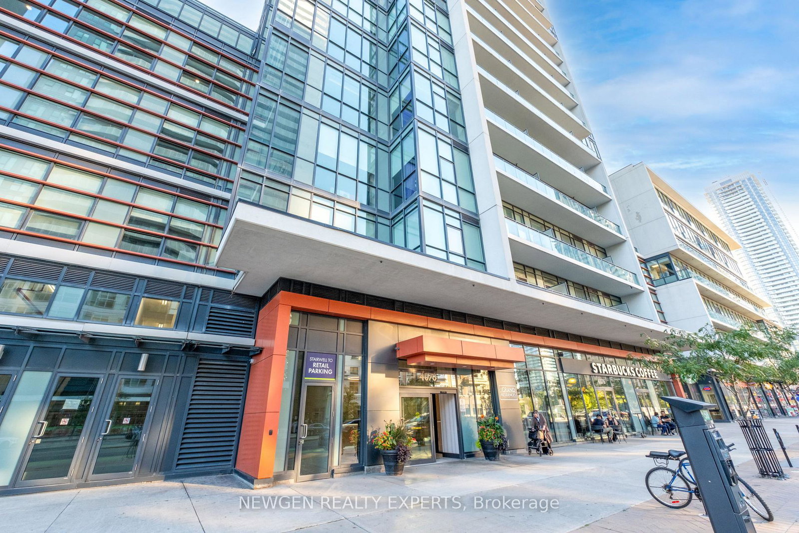 4070-confederation-parkway-mississauga-ontario-w13471040