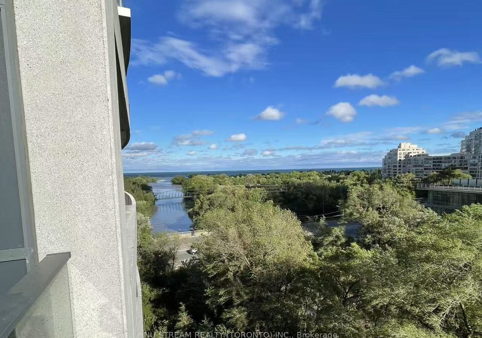 2212-lakeshore-boulevard-w-etobicoke-ontario-w13471140