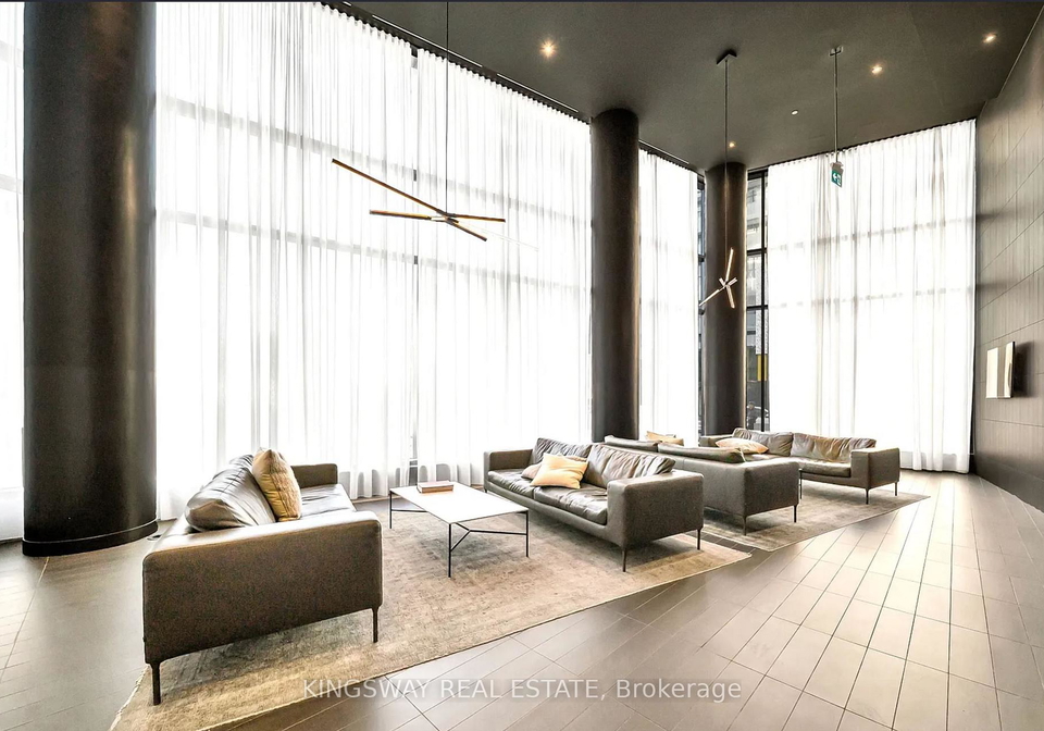 3900-confederation-parkway-mississauga-ontario-w13471146