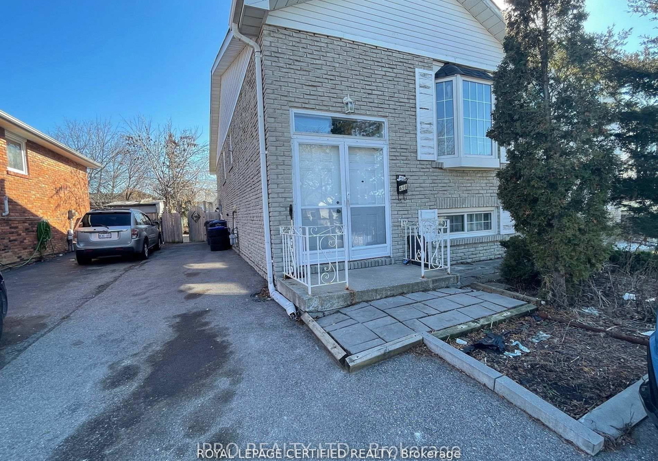 498-daralea-heights-mississauga-ontario-w13471148