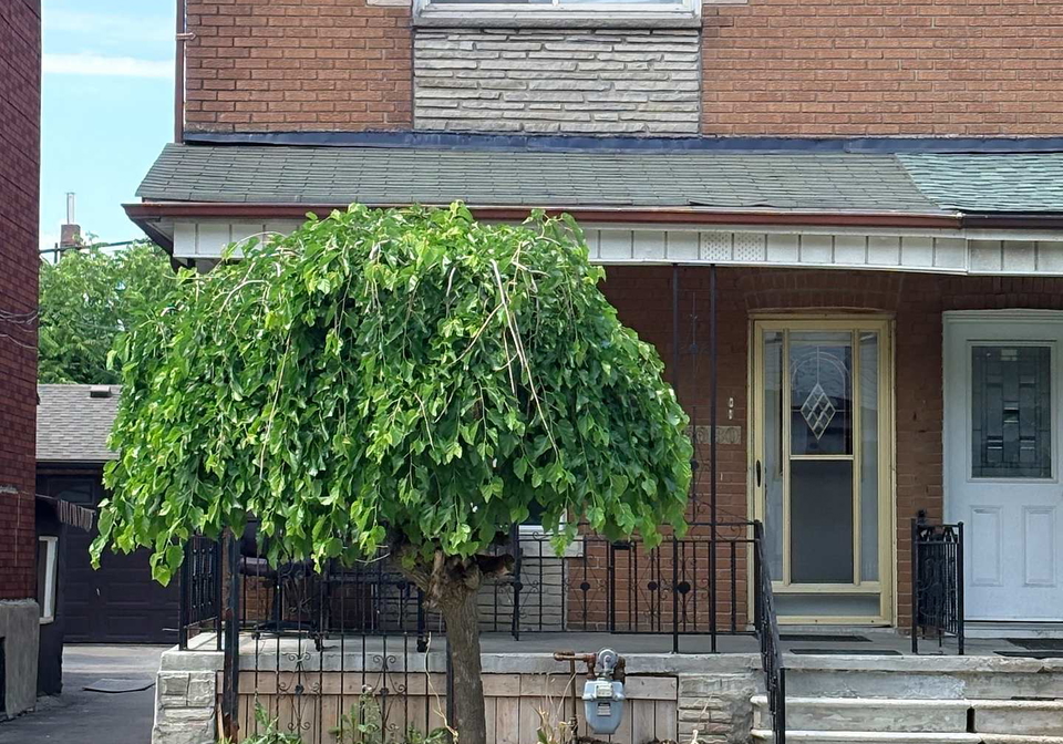 1080-dufferin-street-toronto-ontario-w13471210