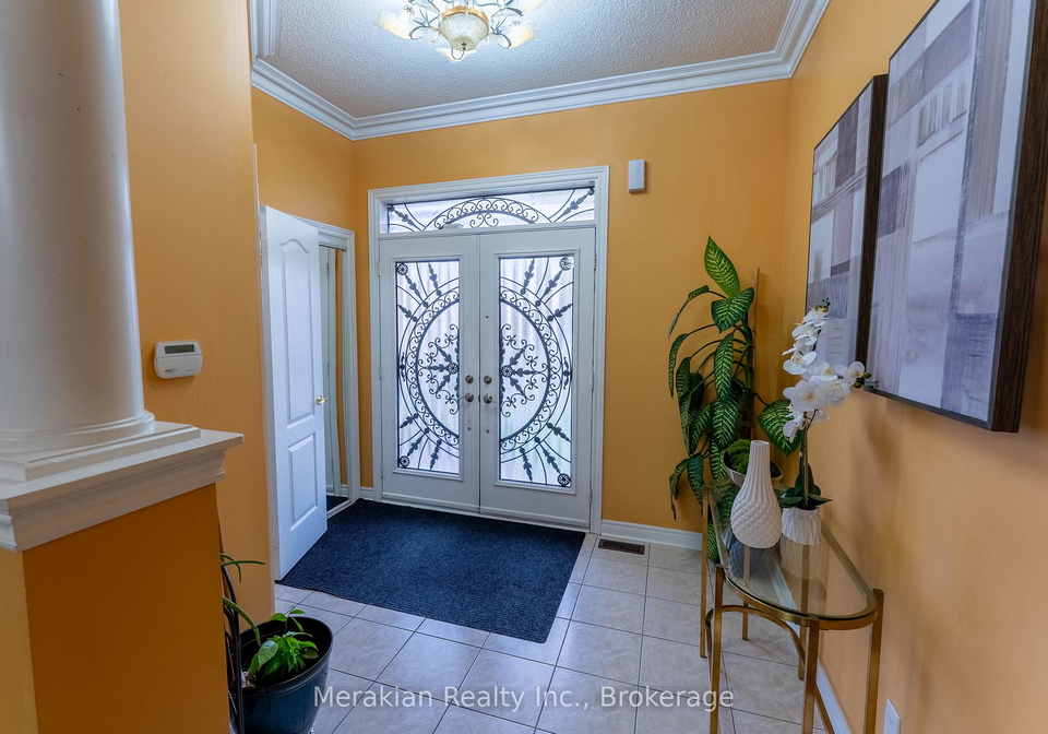 64-executive-court-brampton-ontario-w13471294