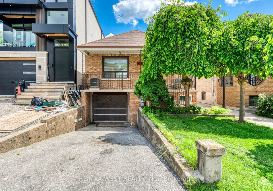 49-montcalm-avenue-north-york-ontario-w13471300