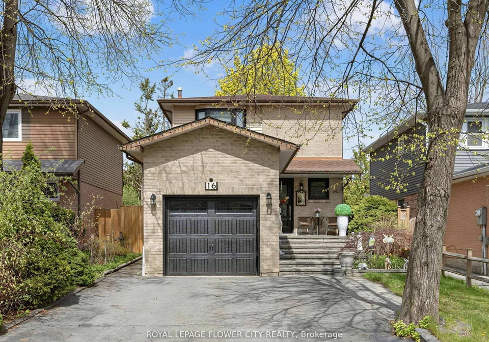 16-blossom-avenue-brampton-ontario-w13471370