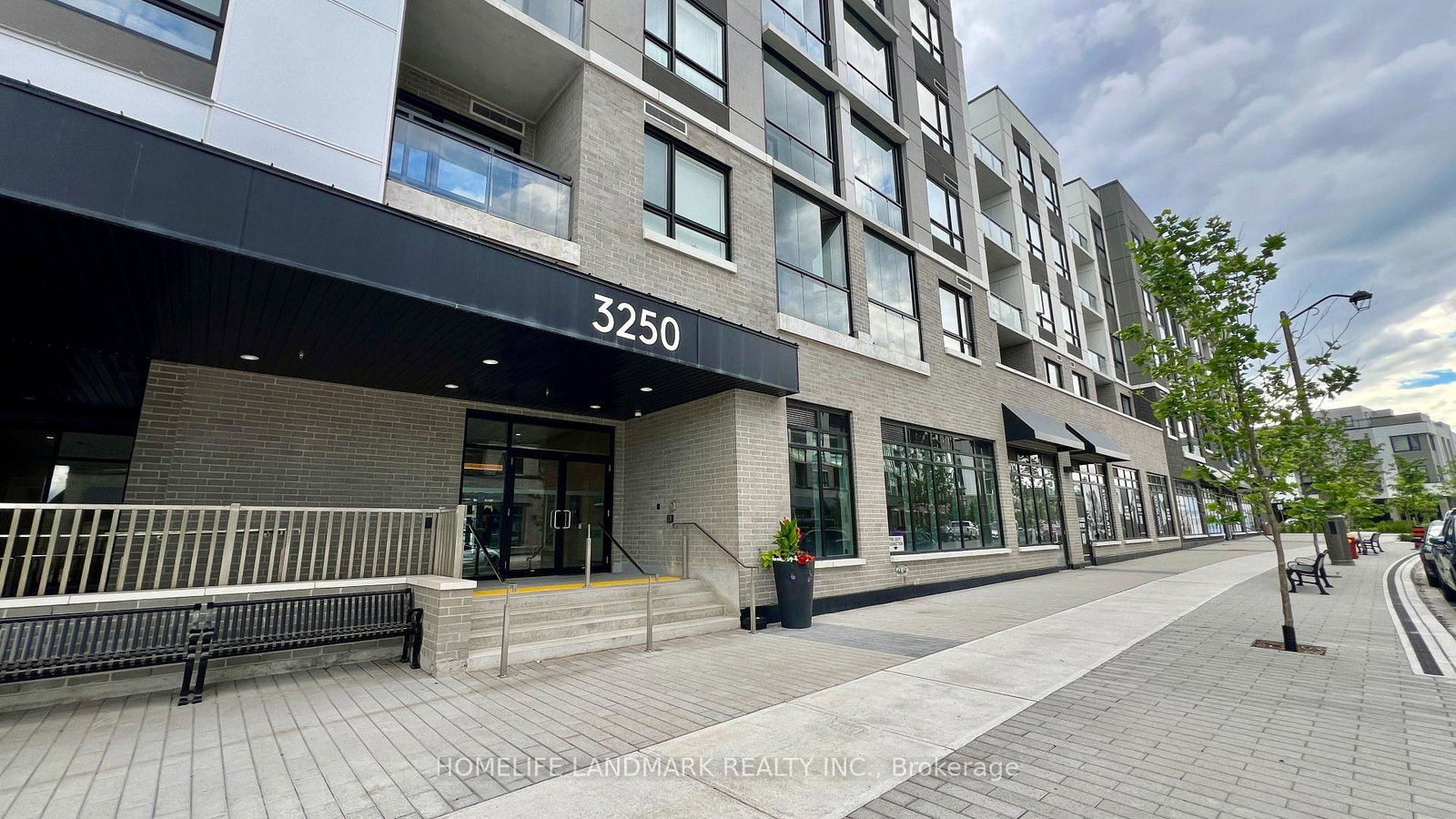 3250-carding-mill-trail-oakville-ontario-w13471816