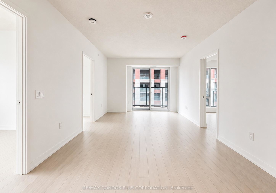 4010-eglinton-avenue-w-etobicoke-ontario-w13471884