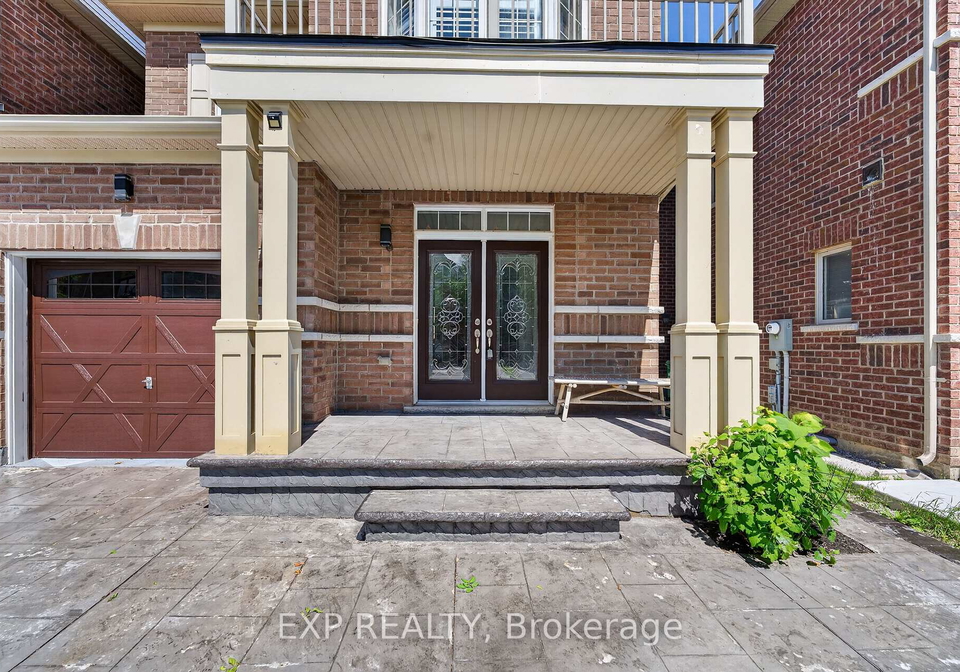 82-humberstone-crescent-brampton-ontario-w13471898