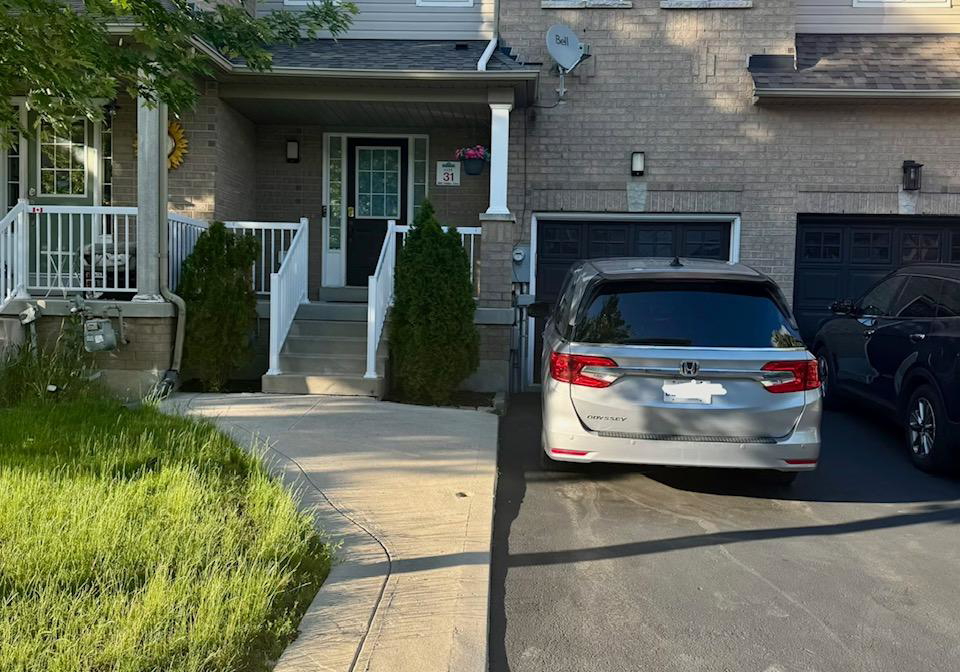 392-hobbs-crescent-milton-ontario-w13471922