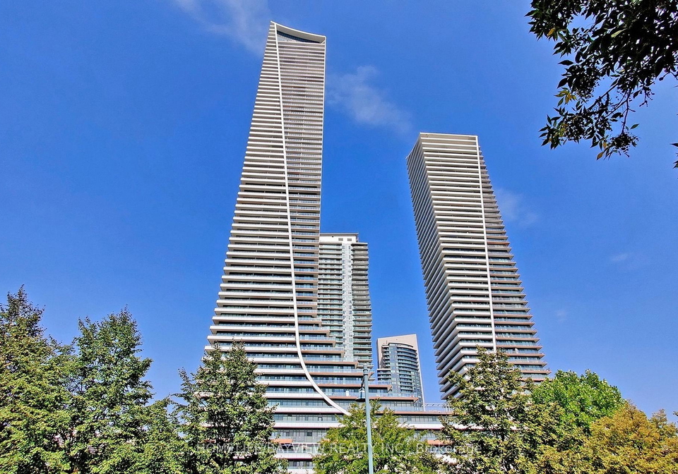 30-shore-breeze-drive-etobicoke-ontario-w13471972