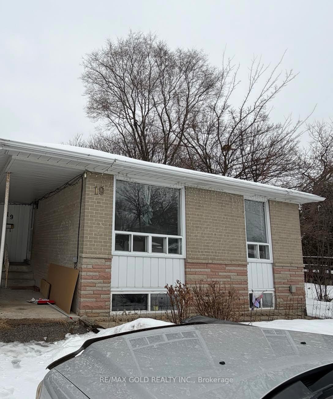 19-benstrow-avenue-etobicoke-ontario-w13472076