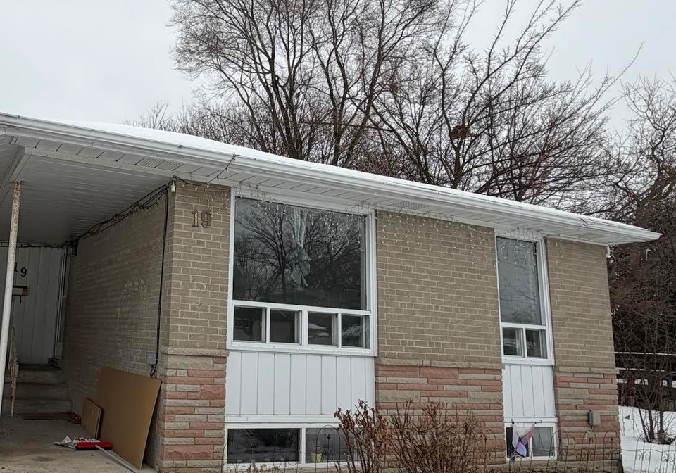 19-benstrow-avenue-etobicoke-ontario-w13472076
