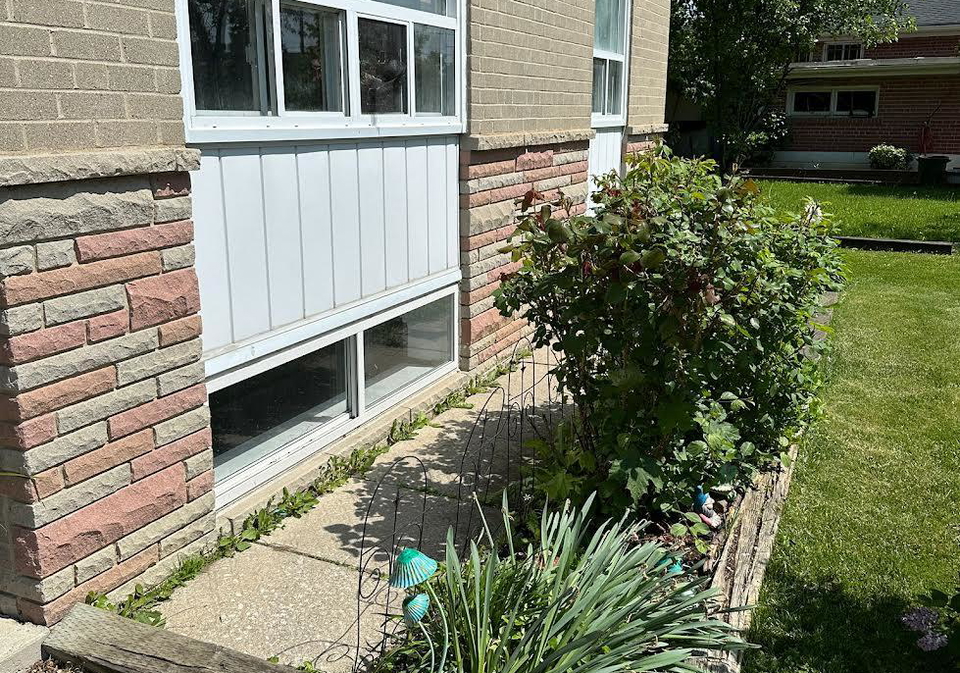 19-benstrow-avenue-etobicoke-ontario-w13472076