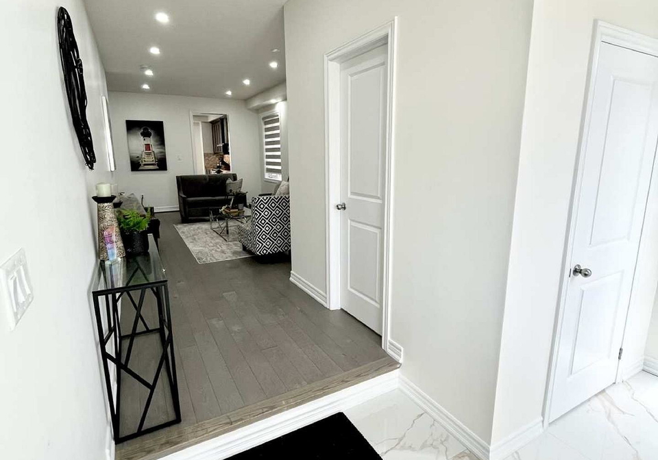 63-cobriza-crescent-brampton-ontario-w13472344