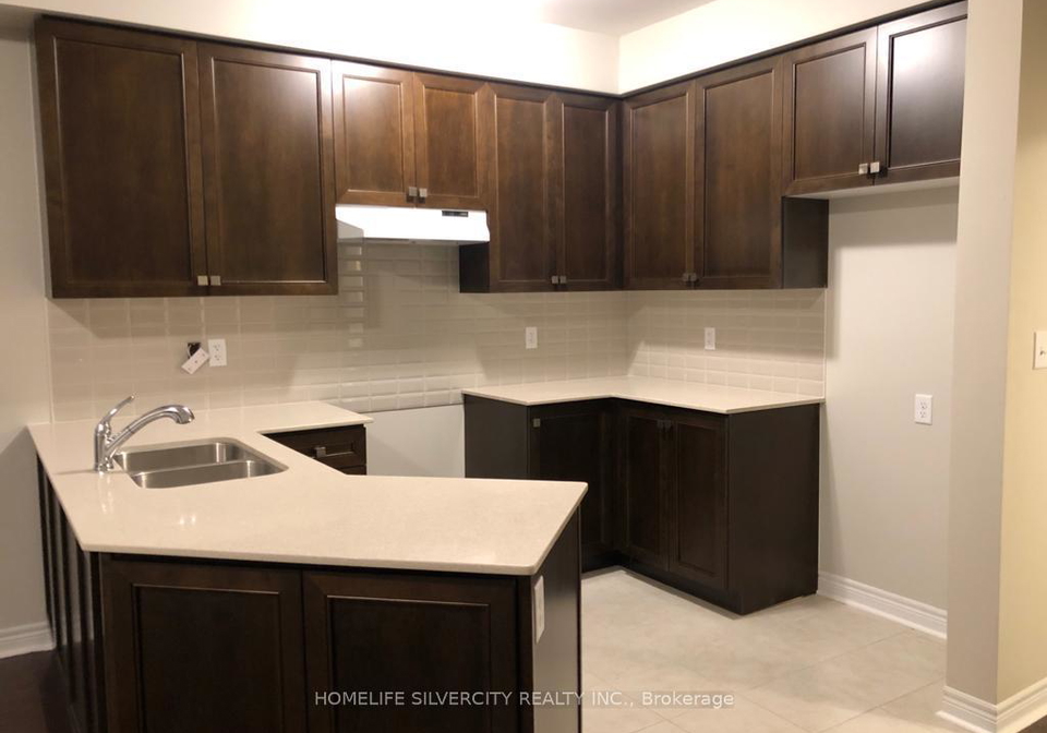 7-pearman-crescent-brampton-ontario-w13472412