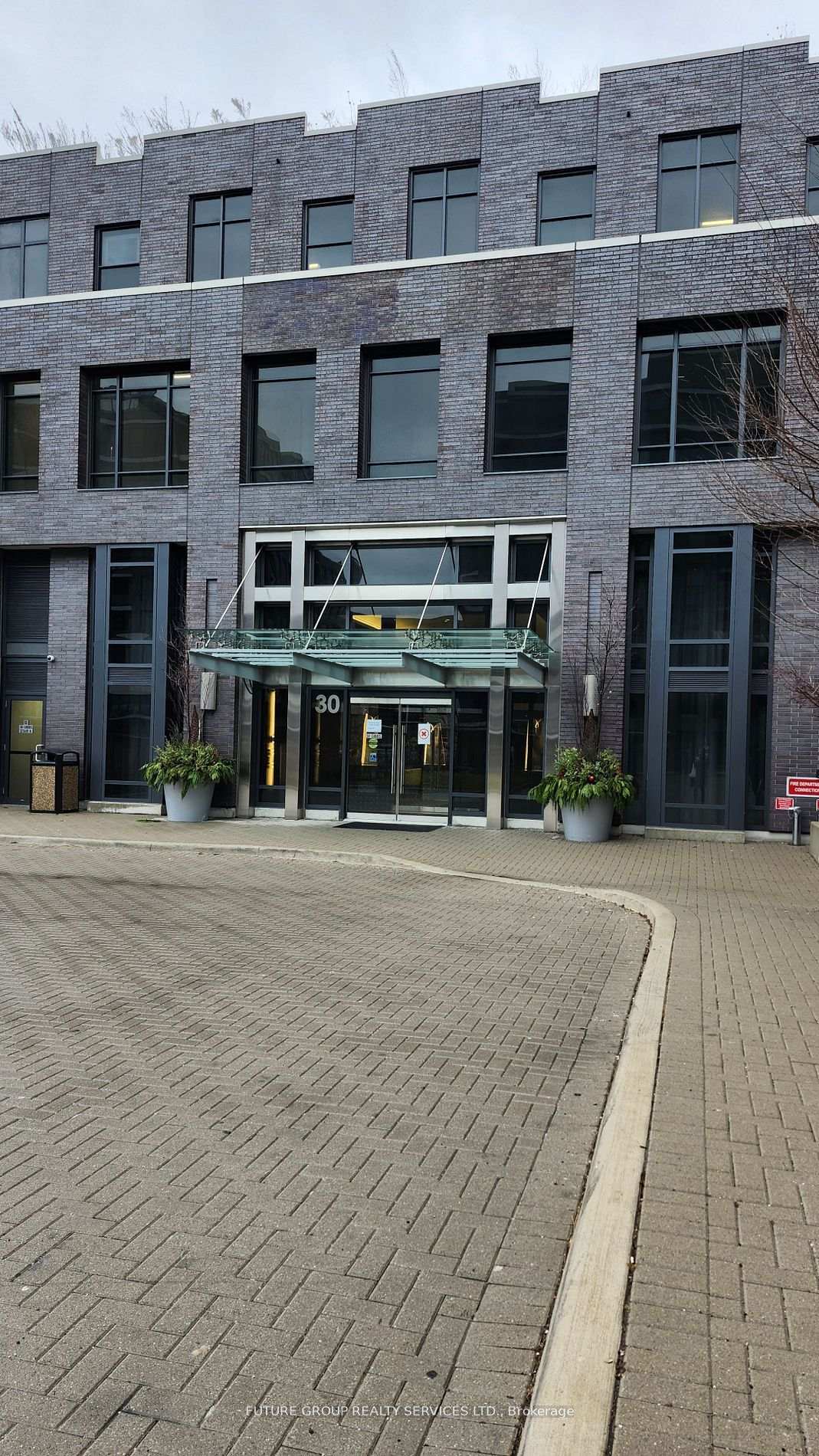 30-gibbs-road-etobicoke-ontario-w13472590