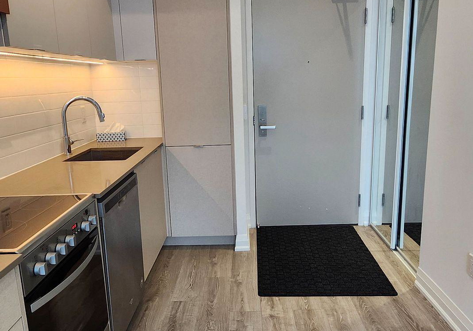 30-gibbs-road-etobicoke-ontario-w13472590