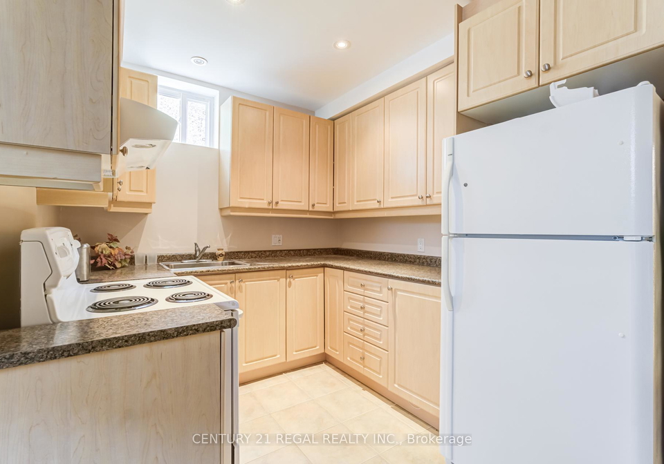2a-twenty-eighth-basement-street-etobicoke-ontario-w13472596