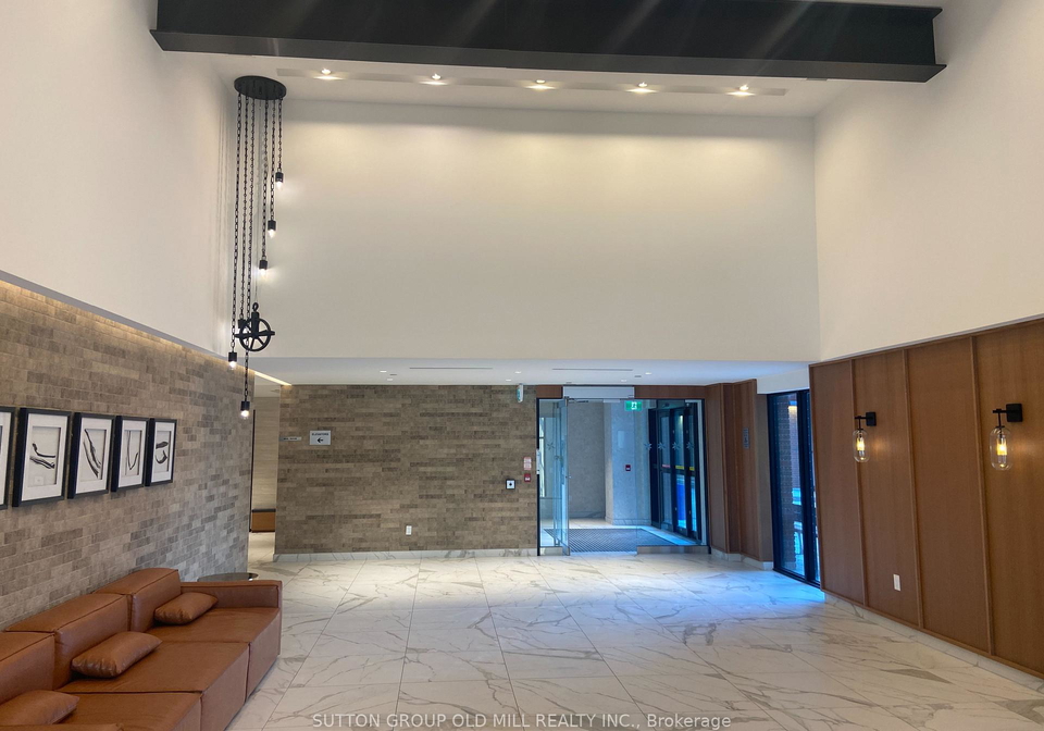 2300-st-clair-avenue-w-toronto-ontario-w13472608