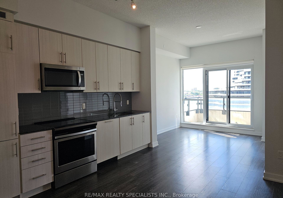 4085-parkside-village-drive-mississauga-ontario-w13472638