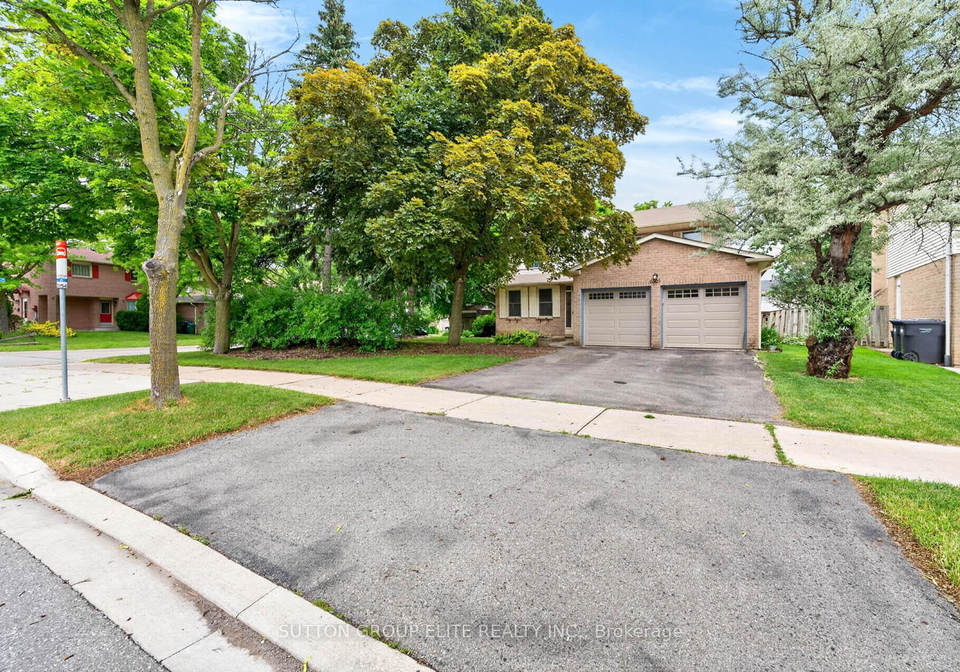 6505-millers-grove-mississauga-ontario-w13472864
