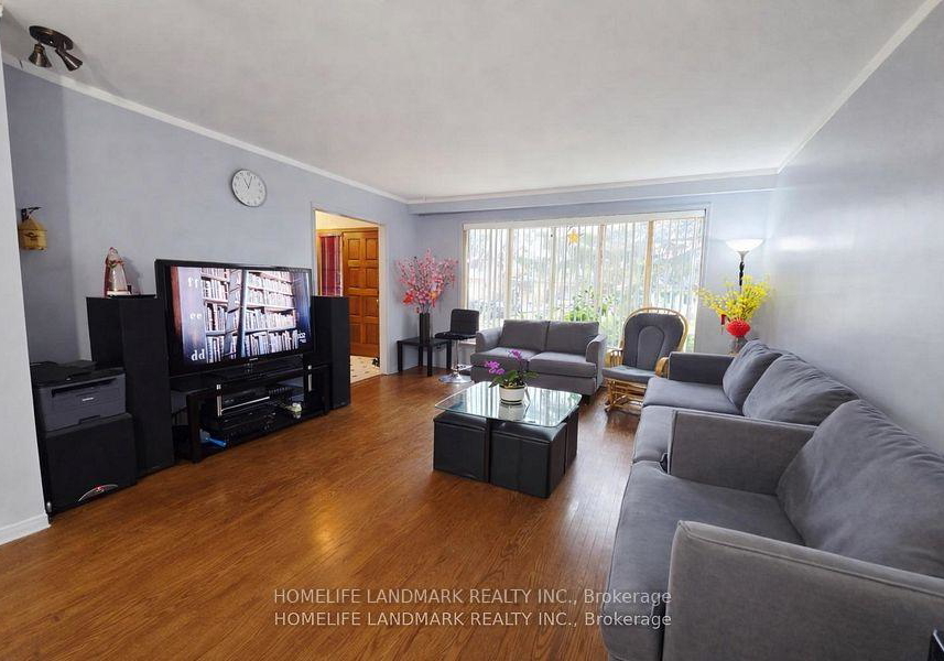 7-burtonwood-crescent-etobicoke-ontario-w13472872