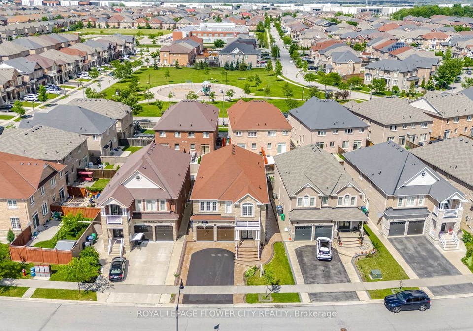 150-bellchase-trail-brampton-ontario-w13472904