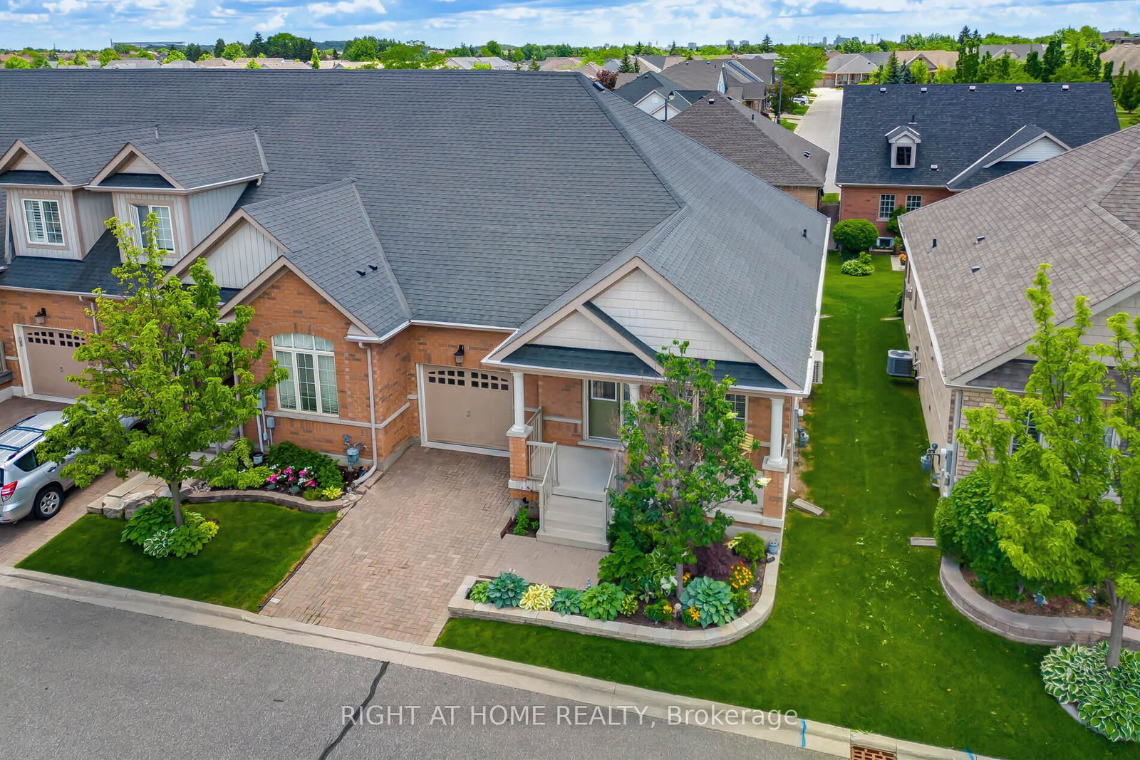 39-lacorra-way-brampton-ontario-w13473112