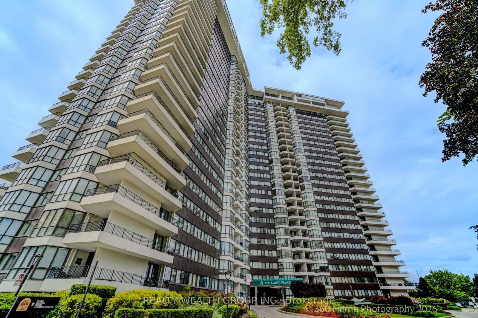 1333-bloor-st-street-mississauga-ontario-w13473180
