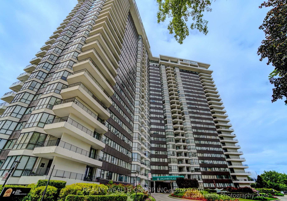 1333-bloor-st-street-mississauga-ontario-w13473180