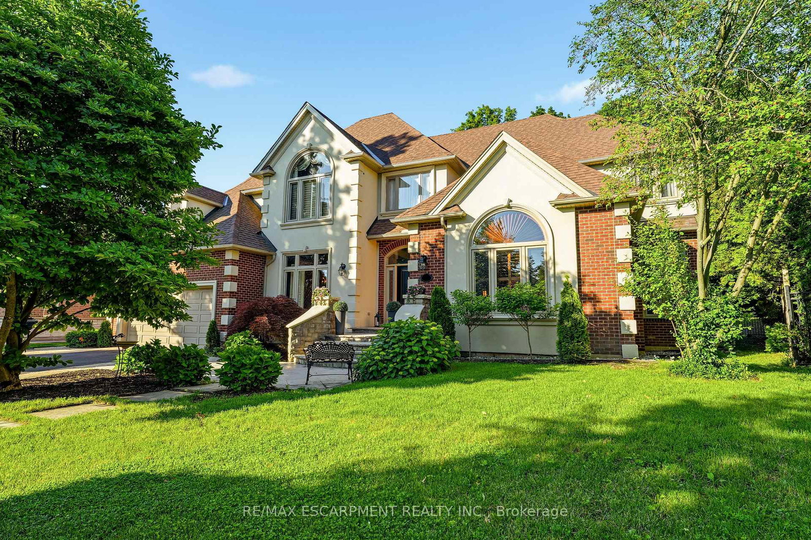 1111-crofton-way-burlington-ontario-w13473342