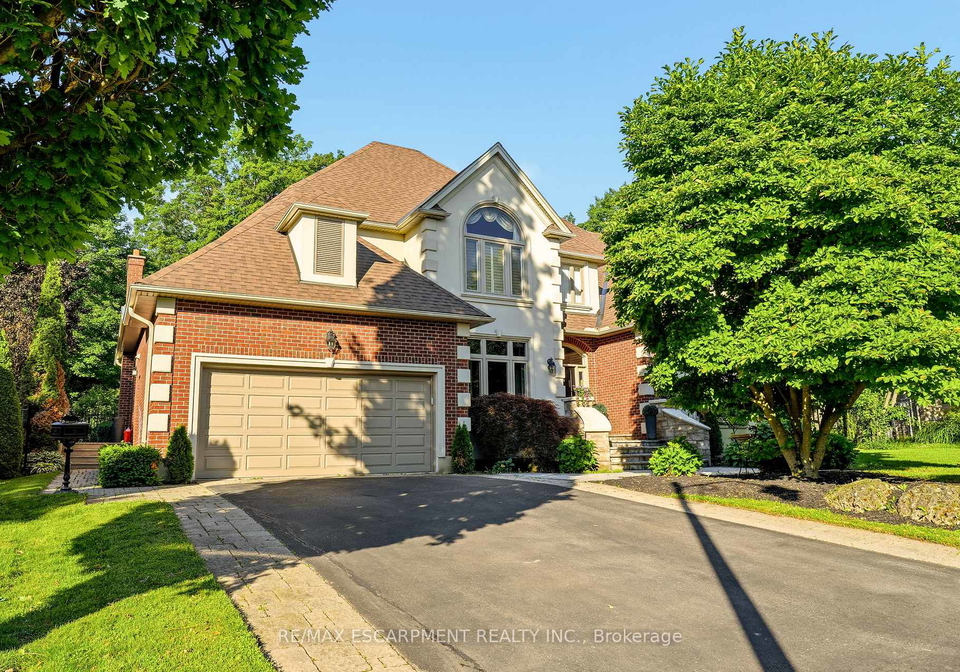 1111-crofton-way-burlington-ontario-w13473342