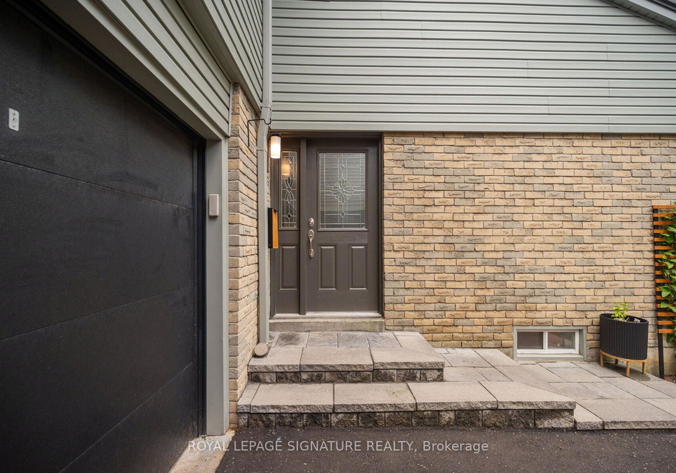 43-hellensfield-crescent-etobicoke-ontario-w13473474
